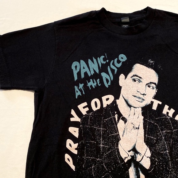 Panic! at the Disco Pray for the Wicked Tour Shirt, S - Picture 2 of 4